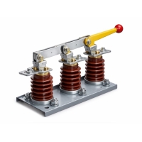 Kaiwehe Hiko: Tikanga Mahi, Momo, me te Whakataurite